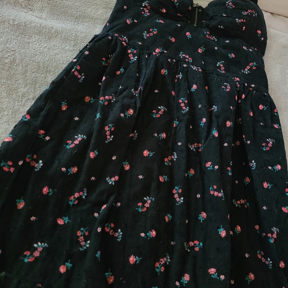 Kismet Black Foral Halter Dress - Picture 5 of 14